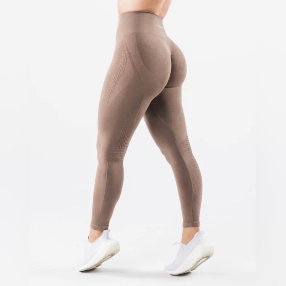 Alphalete - Amplify Contour Leggings